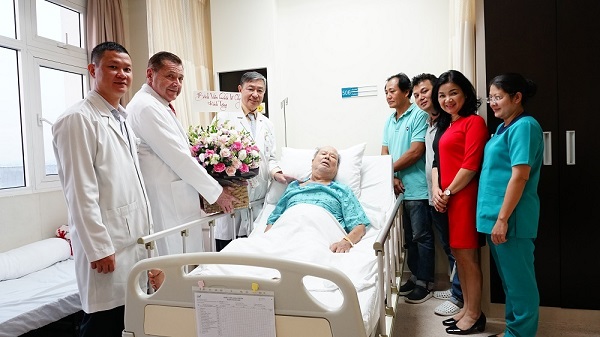 benh vien cih cuu song luat su bi nhieu benh ly ngat ngheo 66f82afe5c005