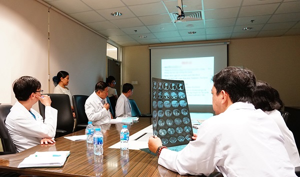 Ca mổ u gan cho bé trai 'không thể dùng máu người khác' 1 ca mo u gan cho be trai khong the dung mau nguoi khac 66f82ba6ebaec