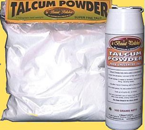 Khuyến cáo phụ huynh nên cẩn thận khi dử dụng phấn rôm cho trẻ.