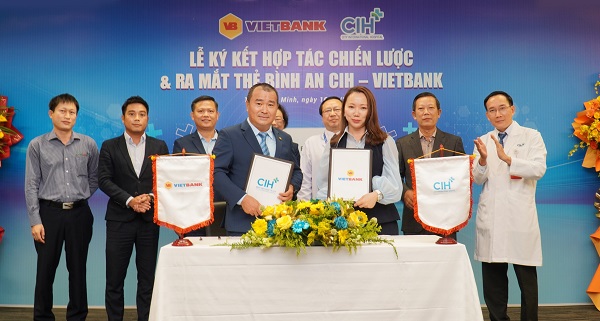 CIH hợp tác với Vietbank ra mắt thẻ Bình an CIH - Vietbank