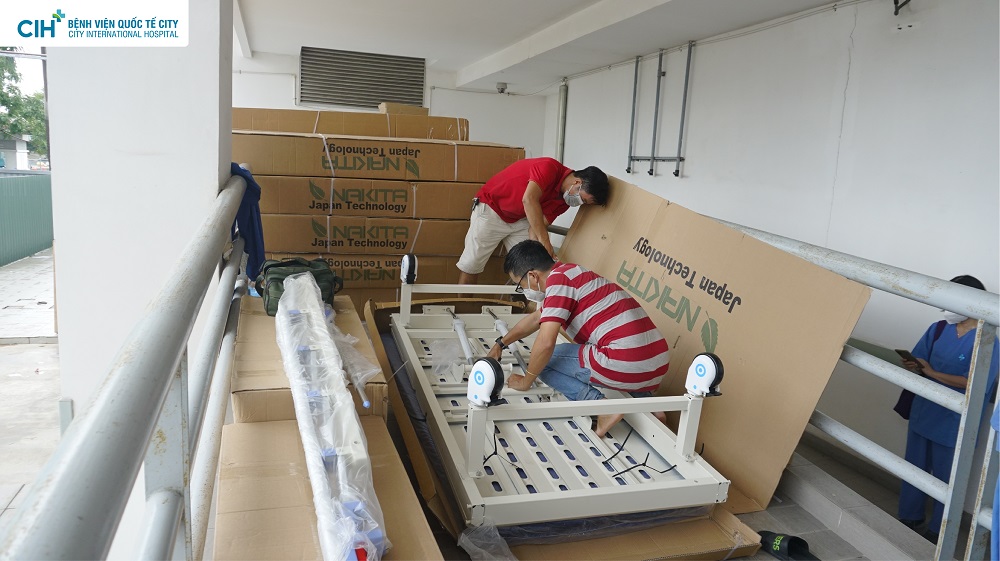 Công ty IFF Holding kính tặng Trung tâm Hồi sức tích cực Covid-19 20 giường bệnh