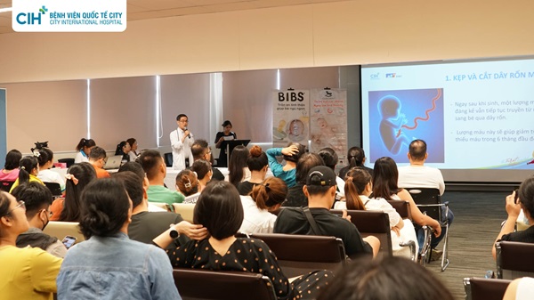 Hội thảo Chăm sóc Mẹ và Bé sau sinh thu hút hơn 100 khách tham dự Hội thảo Chăm sóc Mẹ và Bé sau sinh thu hút hơn 100 khách tham dự