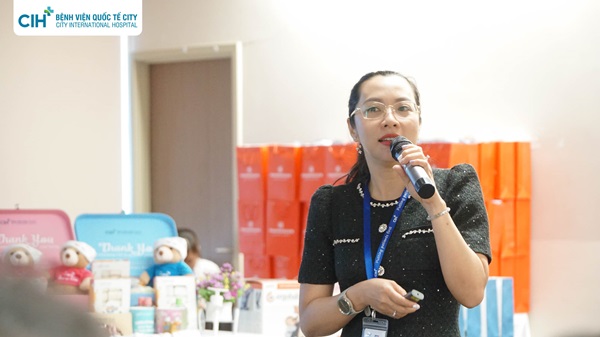 Hội thảo Chăm sóc Mẹ và Bé sau sinh thu hút hơn 100 khách tham dự Hội thảo Chăm sóc Mẹ và Bé sau sinh thu hút hơn 100 khách tham dự