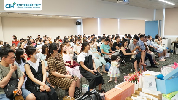 Hội thảo “Nuôi Con Bằng Sữa Mẹ” thành công tốt đẹp