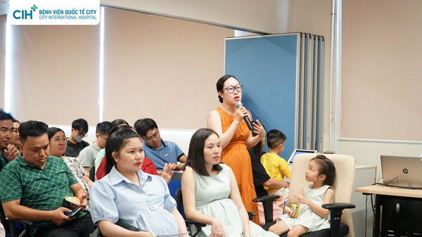 Hội thảo “Nuôi Con Bằng Sữa Mẹ” thành công tốt đẹp