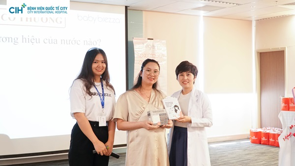 Hội thảo “Nuôi Con Bằng Sữa Mẹ” thành công tốt đẹp