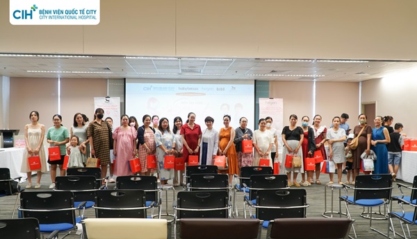 Hội thảo “Nuôi Con Bằng Sữa Mẹ” thành công tốt đẹp