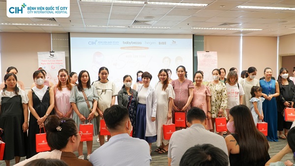 Hội thảo “Nuôi Con Bằng Sữa Mẹ” thành công tốt đẹp