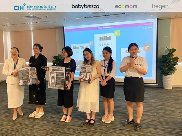 Hội thảo “Sinh thường hay sinh mổ” thu hút gần 200 mẹ bầu tham dự Hội thảo “Sinh thường hay sinh mổ” thu hút gần 200 mẹ bầu tham dự