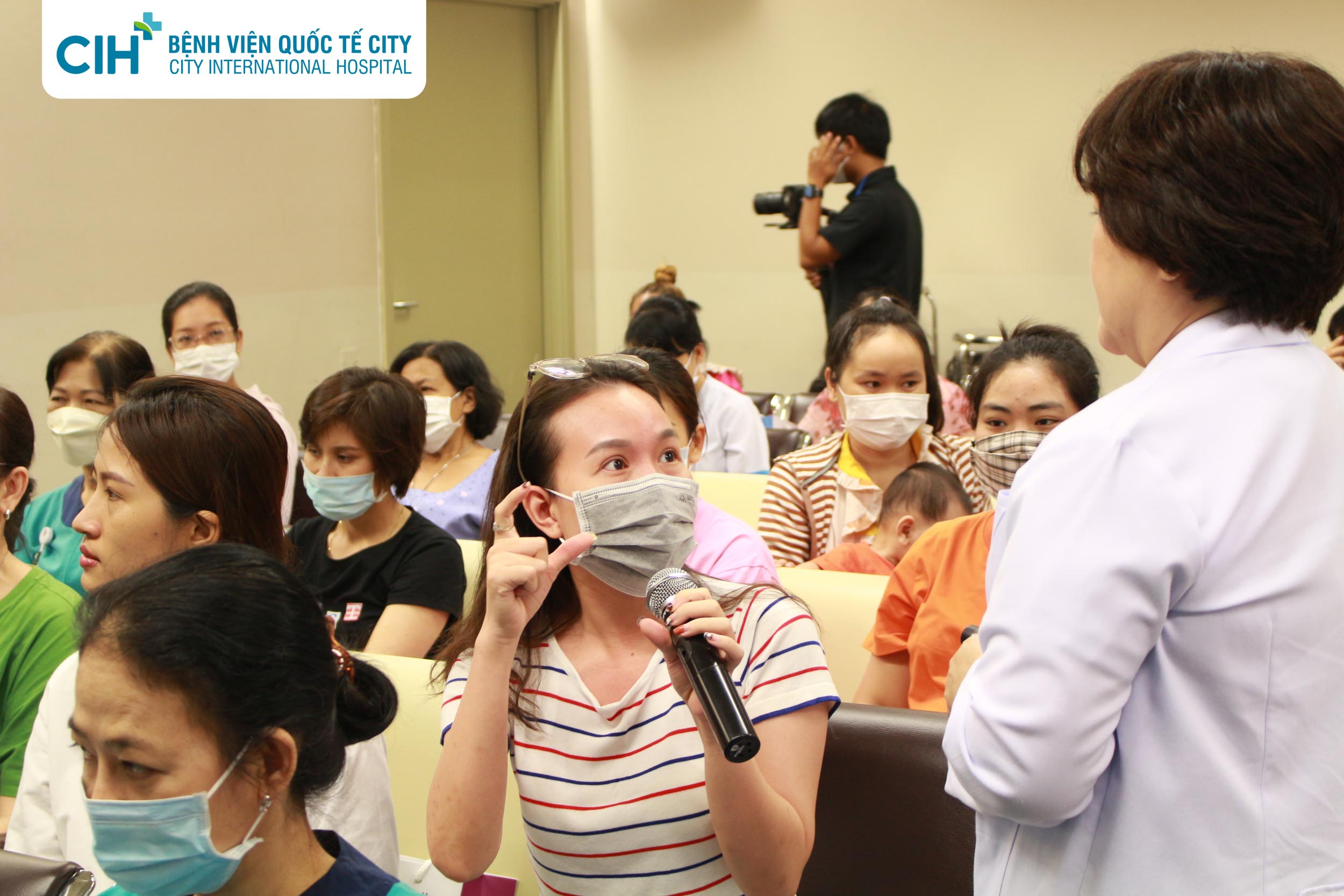 Hội thảo “Ứng dụng Laser làm trẻ hóa vùng kín" thành công tốt đẹp