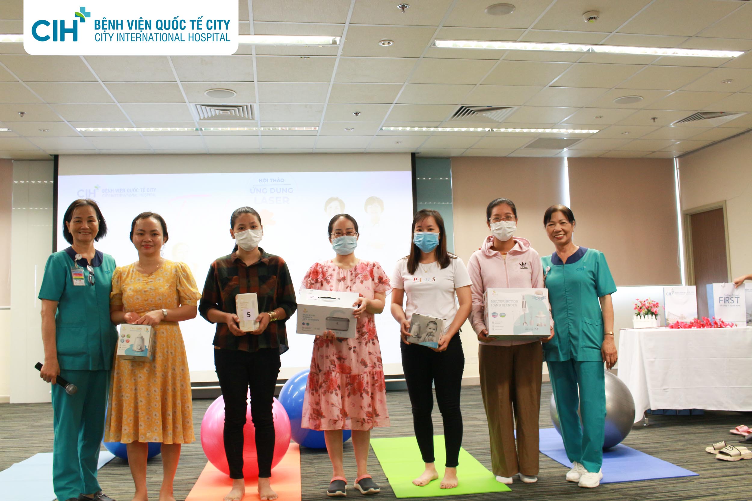 Hội thảo “Ứng dụng Laser làm trẻ hóa vùng kín" thành công tốt đẹp