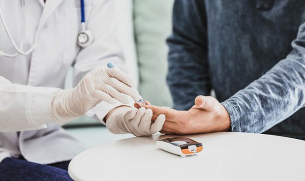 Kiểm soát tiểu đường tránh biến chứng