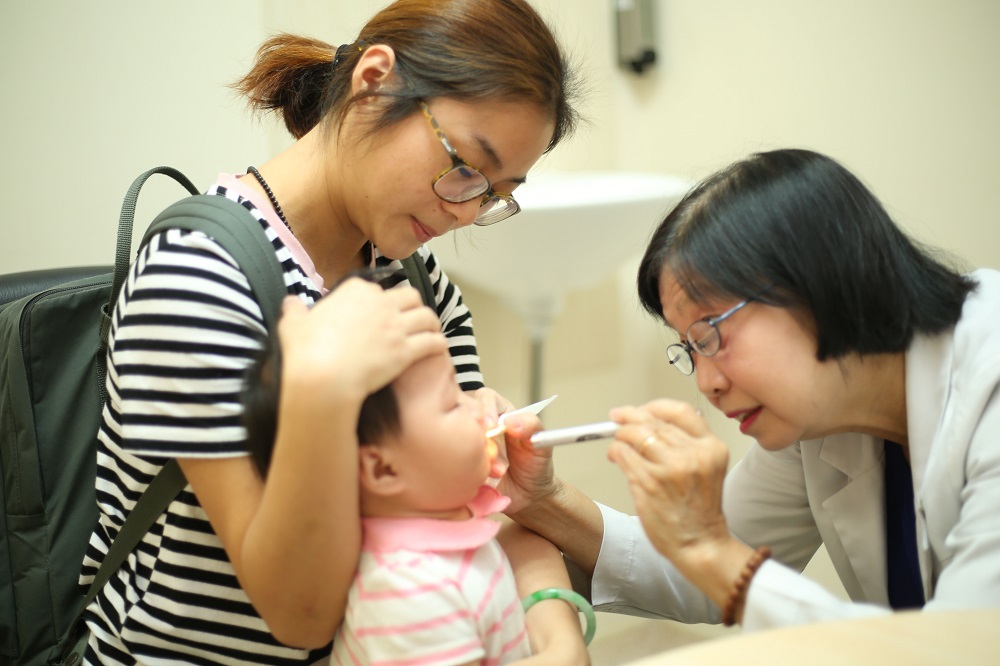 Bệnh viêm đường hô hấp ở trẻ em Bệnh viêm đường hô hấp ở trẻ em