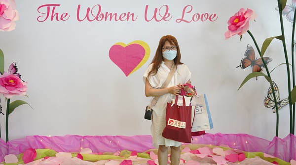 Món quà ngọt ngào dành tặng khách hàng và nhân viên CIH 6 mon qua ngot ngao danh tang khach hang va nhan vien cih 66f8f215626b1