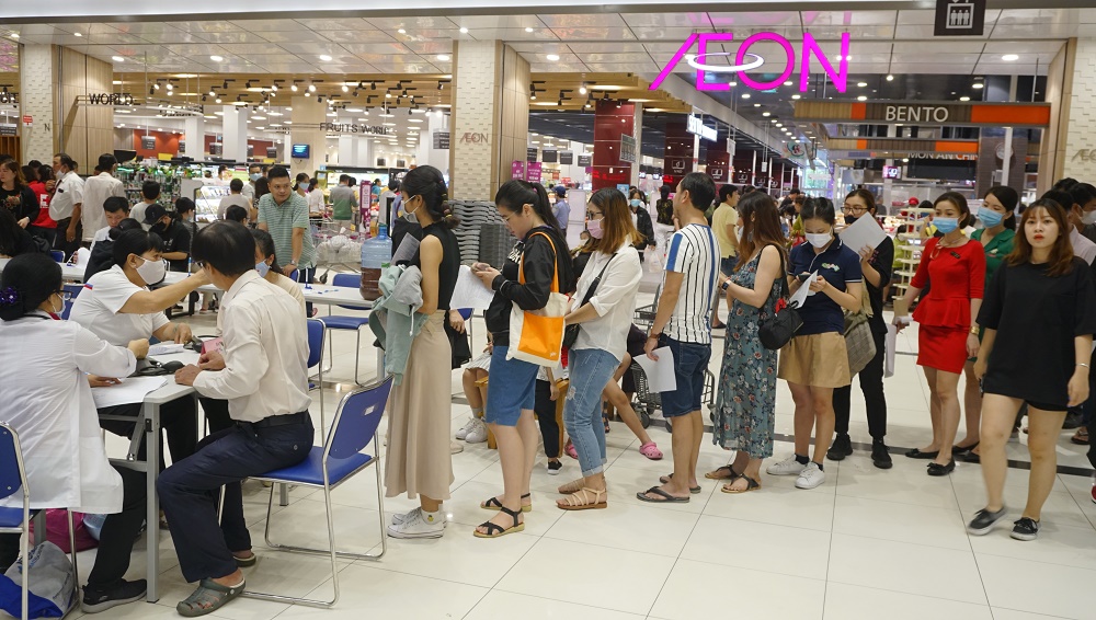 Ngày hội hiến máu nhân đạo: Hơn 200 khách tham gia hiến máu Ngày hội hiến máu nhân đạo: Hơn 200 khách tham gia hiến máu