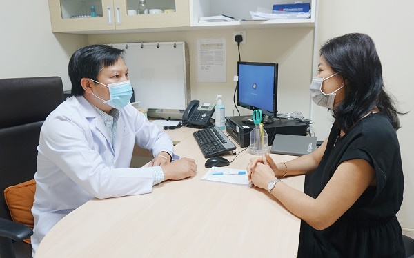 Tư vấn bệnh từ xa với bác sĩ chuyên khoa Ngoại Tổng Quát