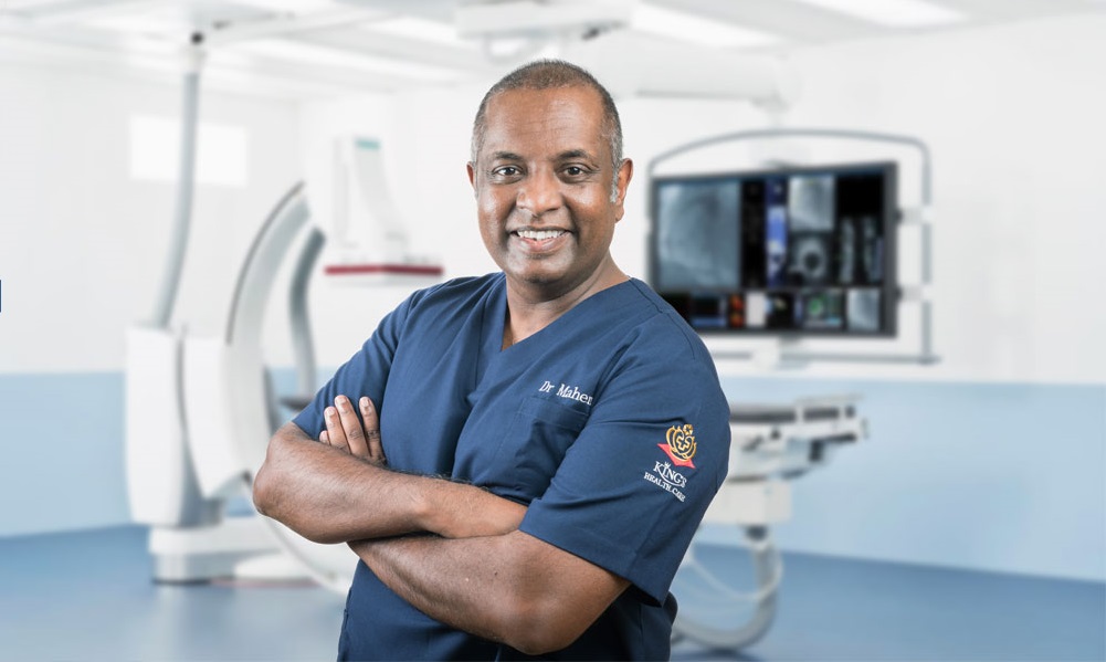 PGS.BS Mahen Nadarajah - Giám Đốc Y khoa Trung tâm Tim mạch, Mạch máu não kiêm Trưởng Khoa Can thiệp Mạch máu Bệnh viện Quốc tế City.